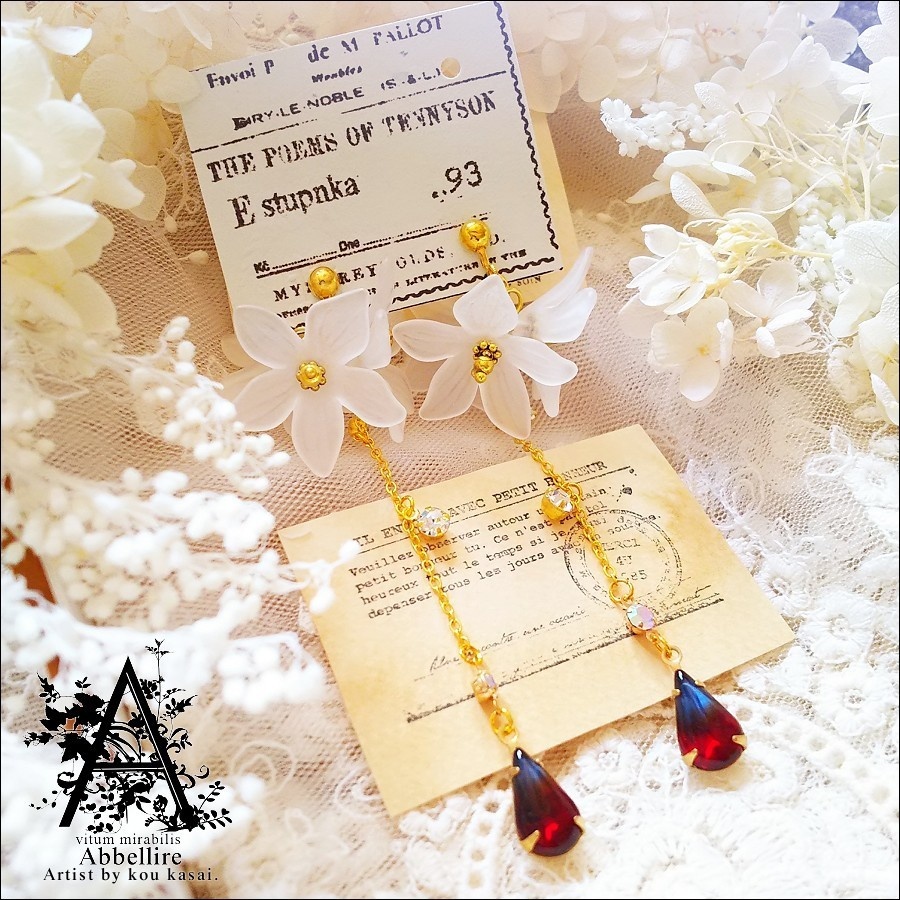 透ける花雫のイヤリング-Vintage/Autumn-