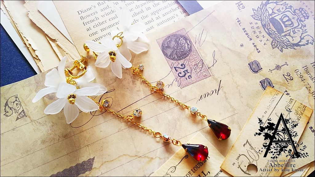 透ける花雫のイヤリング-Vintage/Autumn-