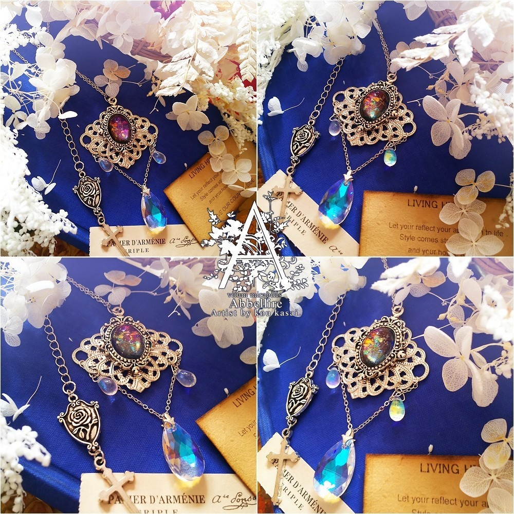 煌めきのイヤリング&銀河空に零れる虹色の雫ネックレスセットD