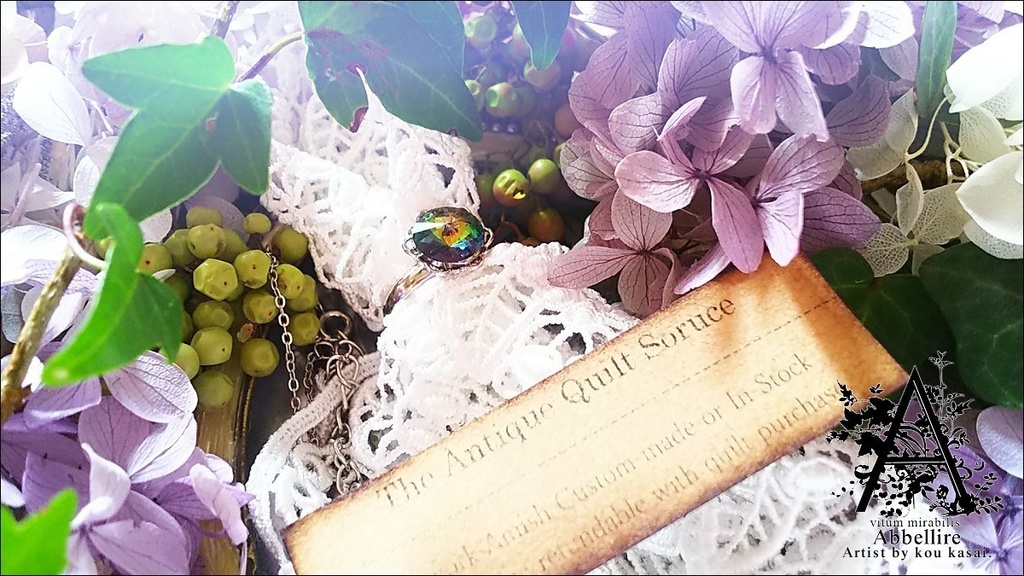 虹色ヴィトラルのリングネックレス