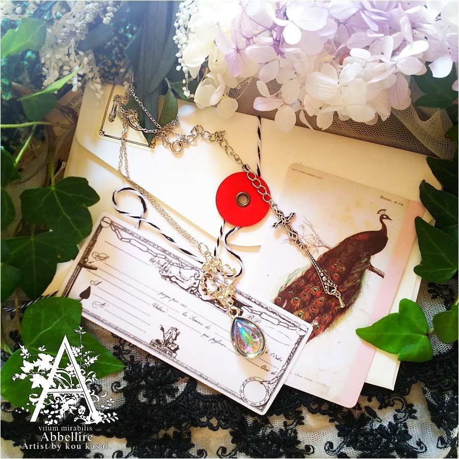 透き通る雫のネックレス-Sapphire-