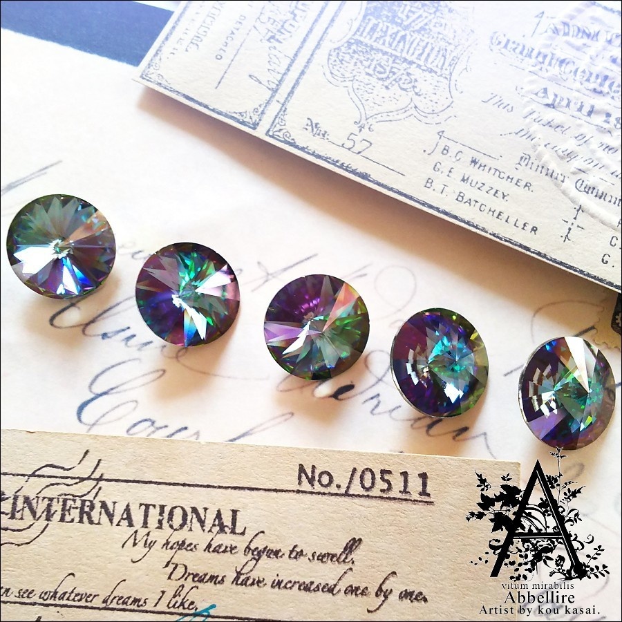 神秘的な美貌のベゼルリング-Antique Gold-