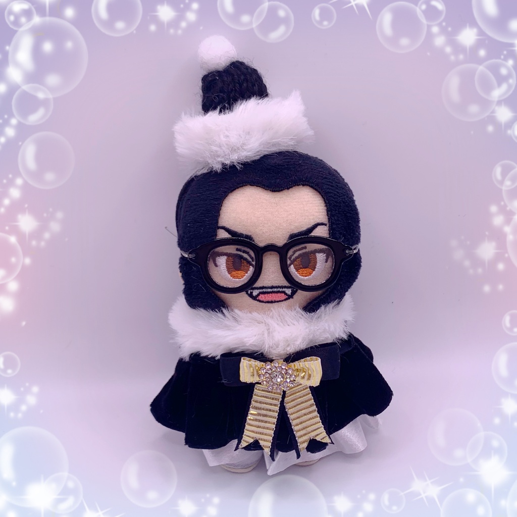 サンタ帽子とベルベットのクリスマスケープ