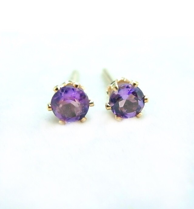 アメジストピアス