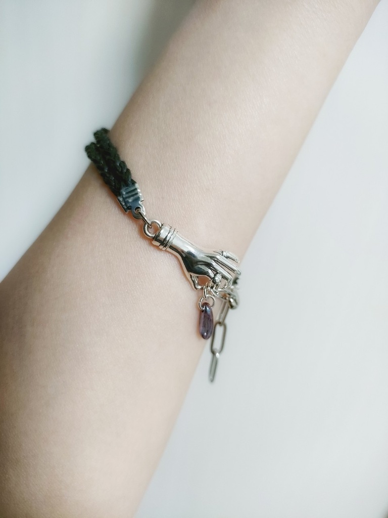 マナ石を喰らう/ブレスレット