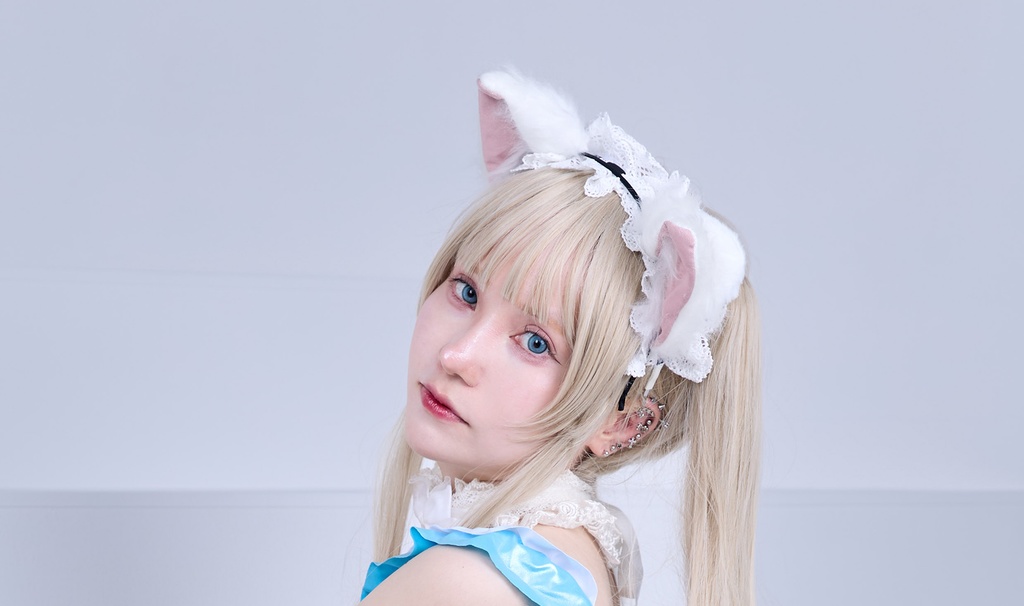 CatDoll　写真集版、DL版あり