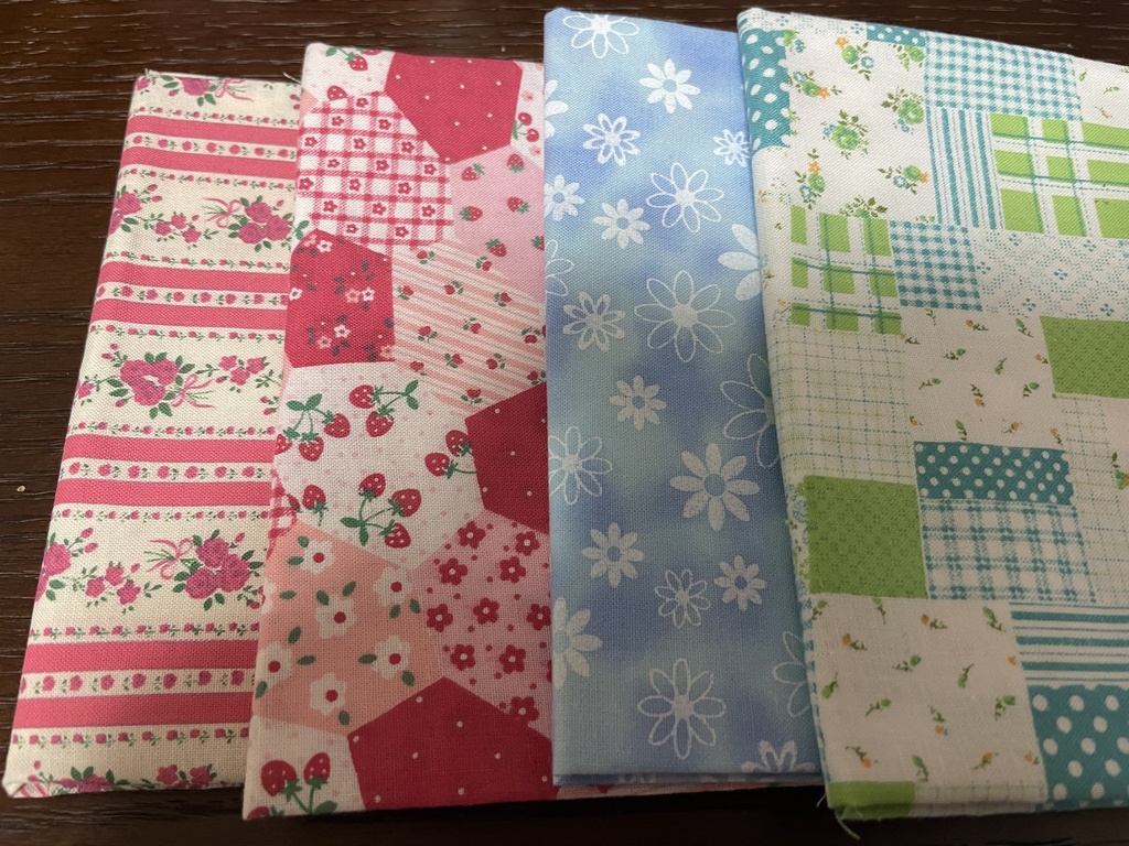 まるまるサシュ