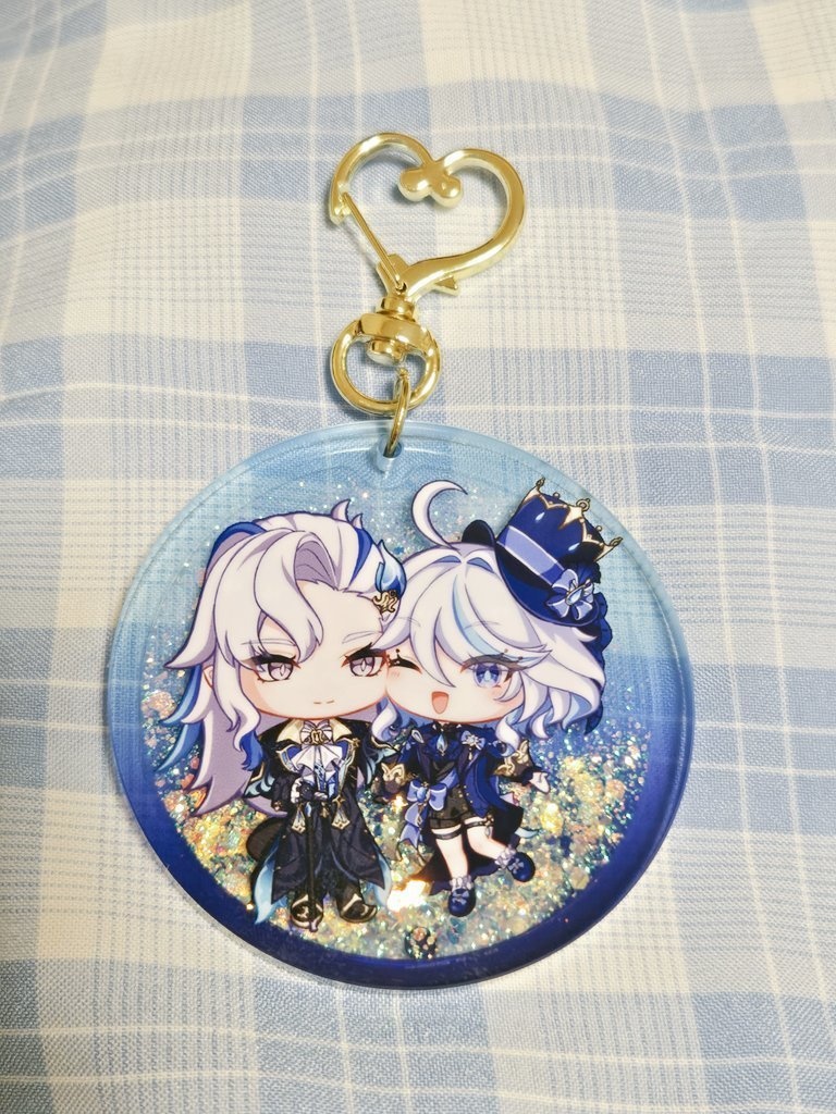 ヌヴィフリグリッターオイルアクキー