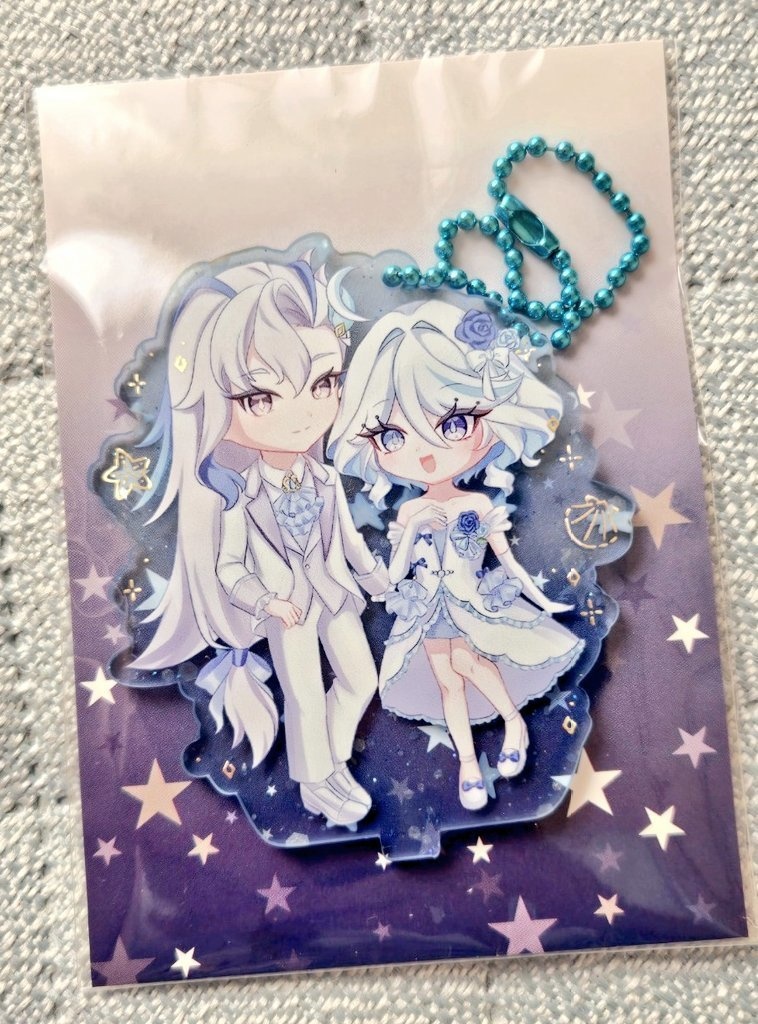 ヌヴィフリウエディングアクリルスタンド