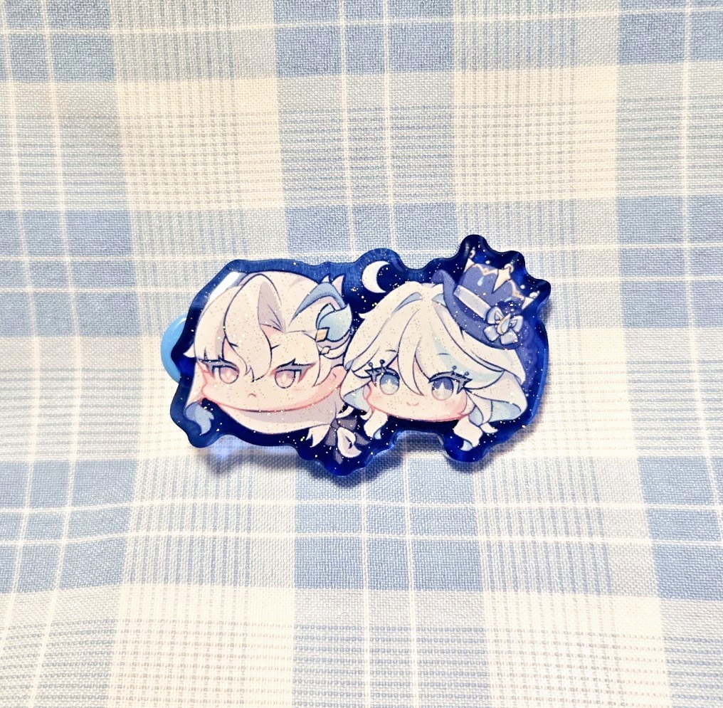 ヌヴィフリアクリルヘアクリップ