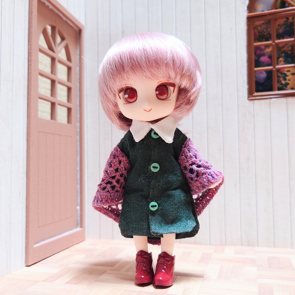 レース編みの三角ショールM