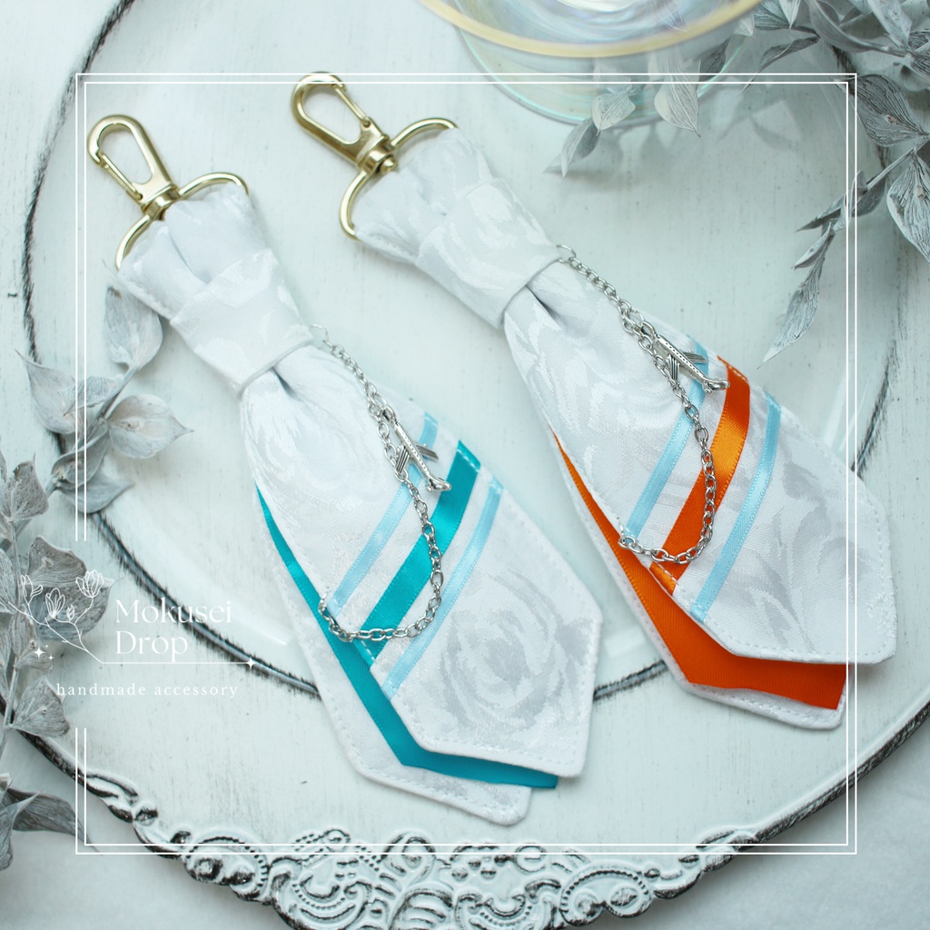 【即納品】ネクタイ型バックチャーム　雲次