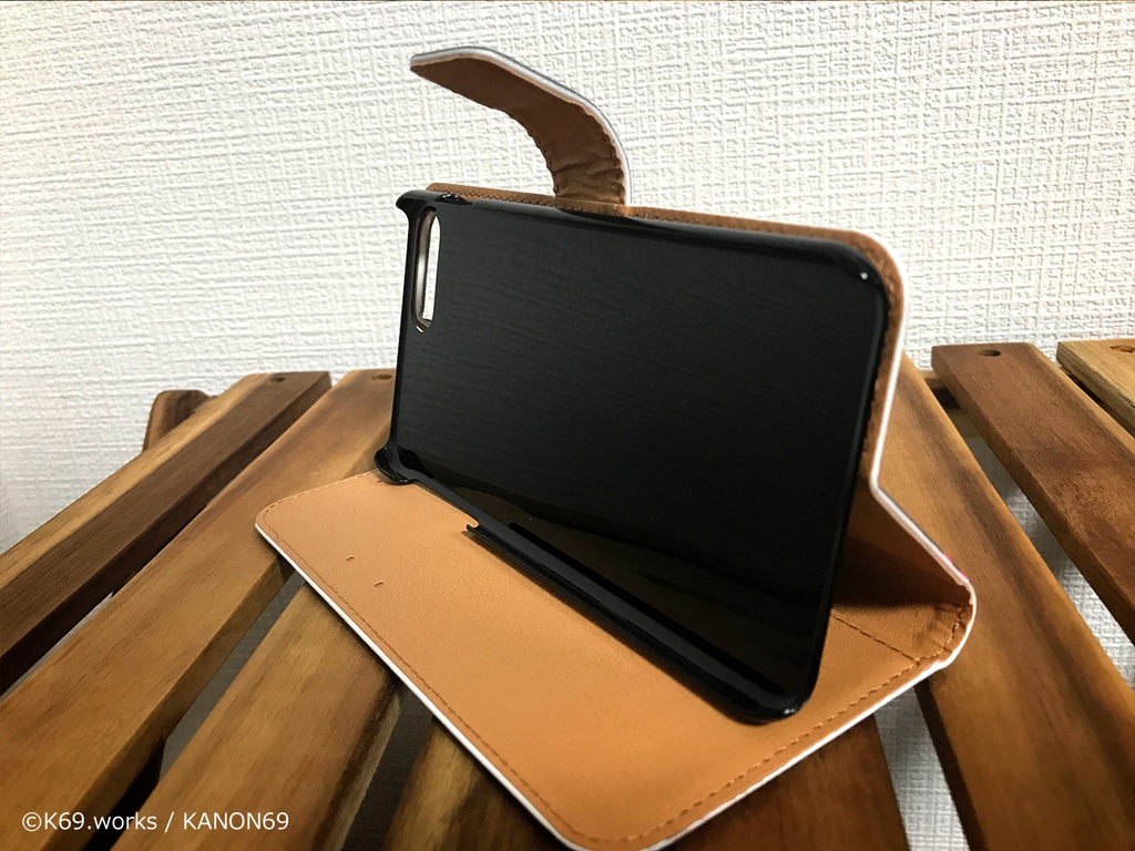奏音69 手帳型iPhoneケース
