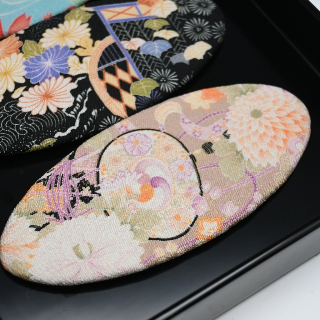 アンティーク着物柄の髪飾り(大きめ)