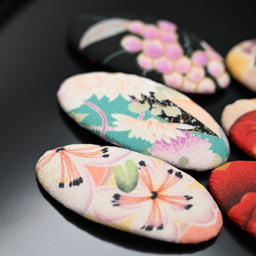 即納:ヘアクリップ