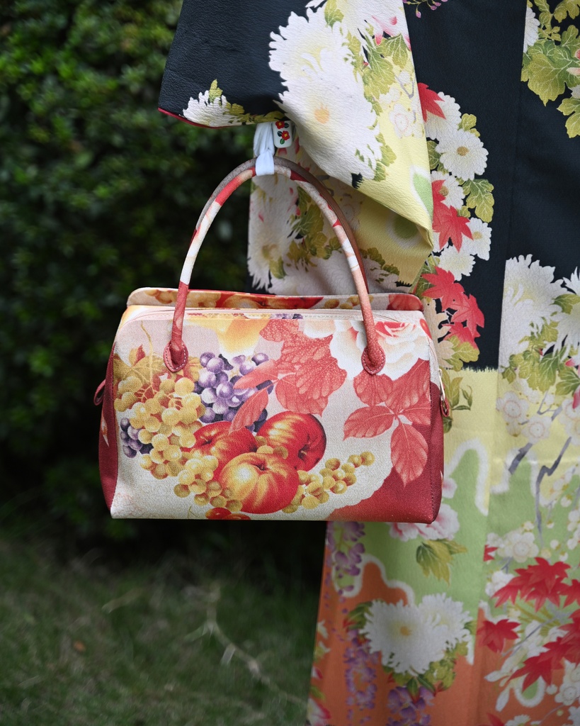 即納品 薔薇に果物 利休バッグ