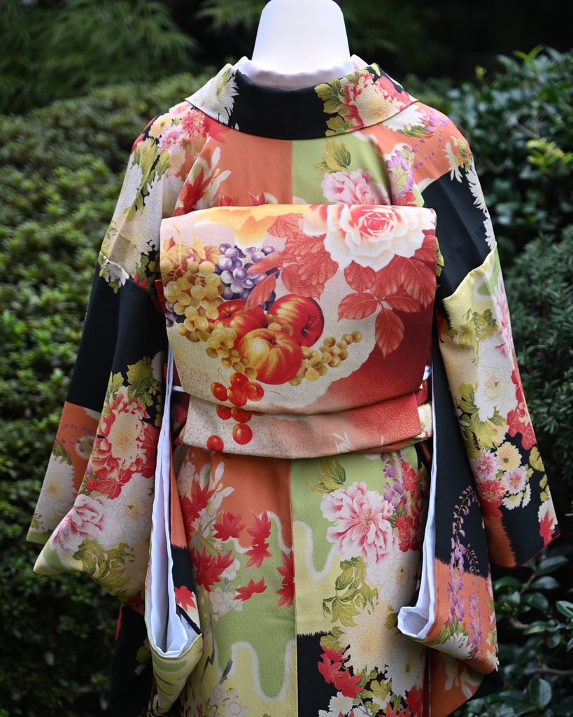 薔薇に果物 仕立て上がり名古屋帯