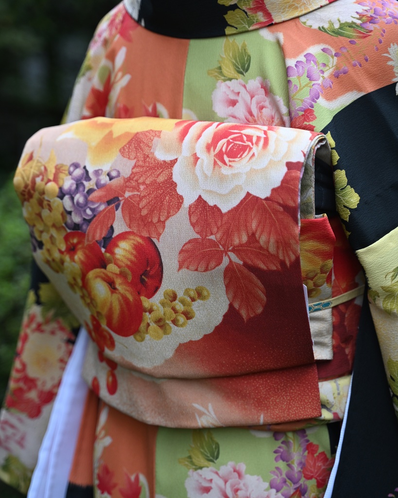 薔薇に果物 仕立て上がり名古屋帯