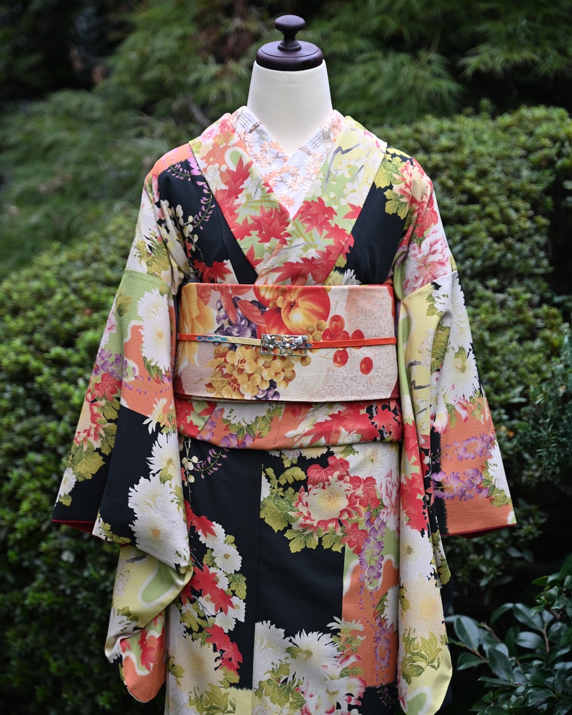 薔薇に果物 仕立て上がり名古屋帯