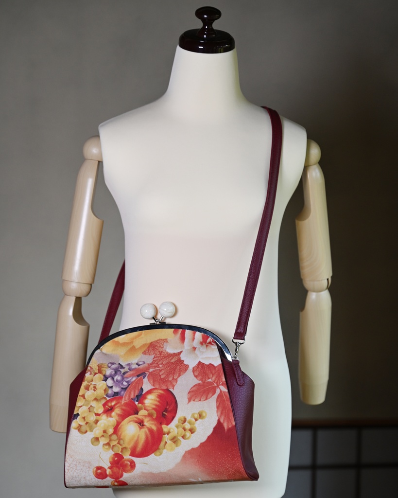 即納品:バラと果物 ショルダーバッグ