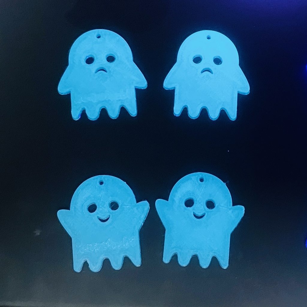 にこにこおばけちゃんの青色変身イヤリング