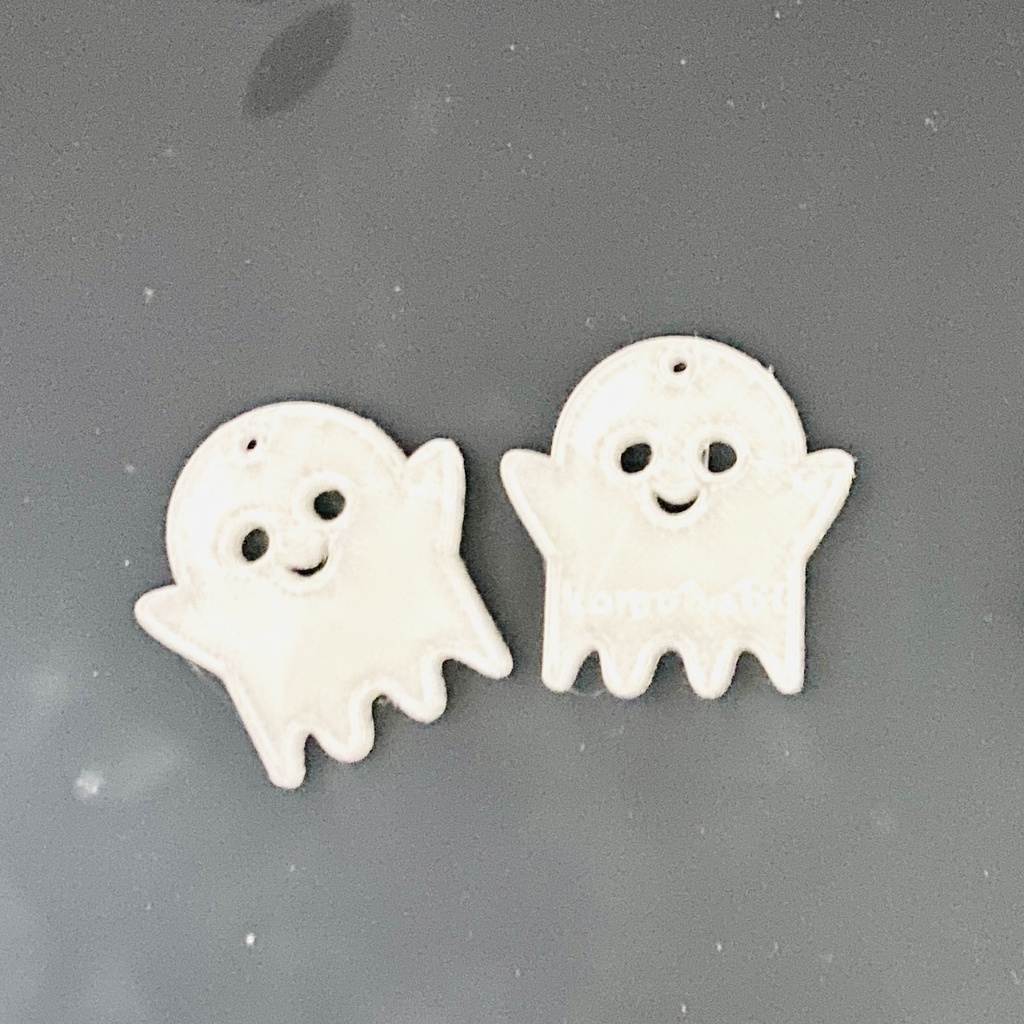 にこにこおばけちゃんの青色変身イヤリング