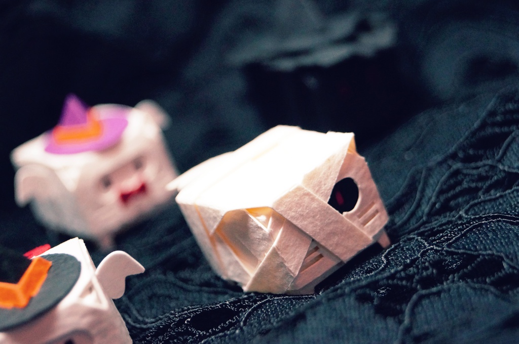 はこねこ ゴースト くろオレンジ