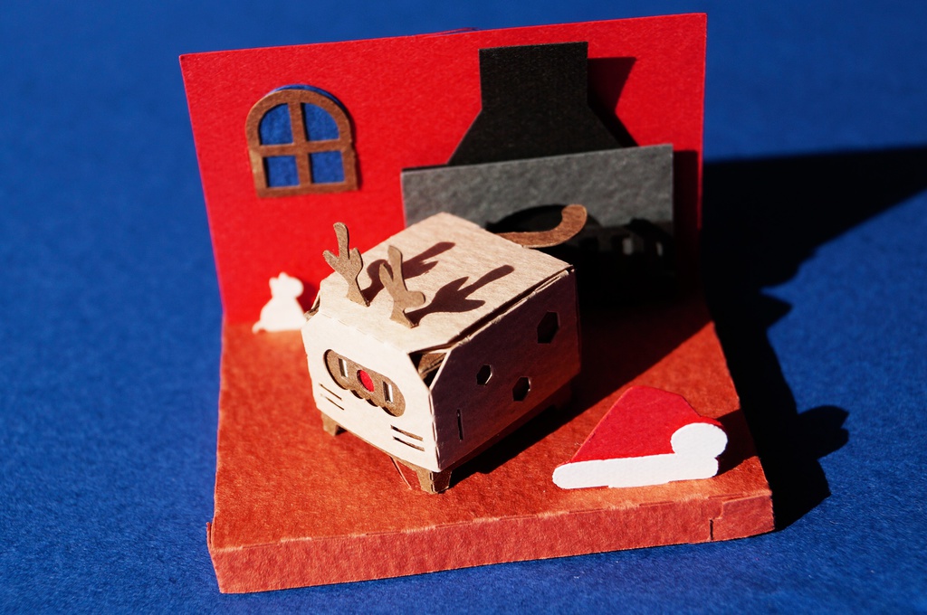 はこねこ　トナカイ　クリーム