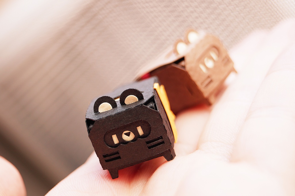 はこねこ くま ちゃいろ