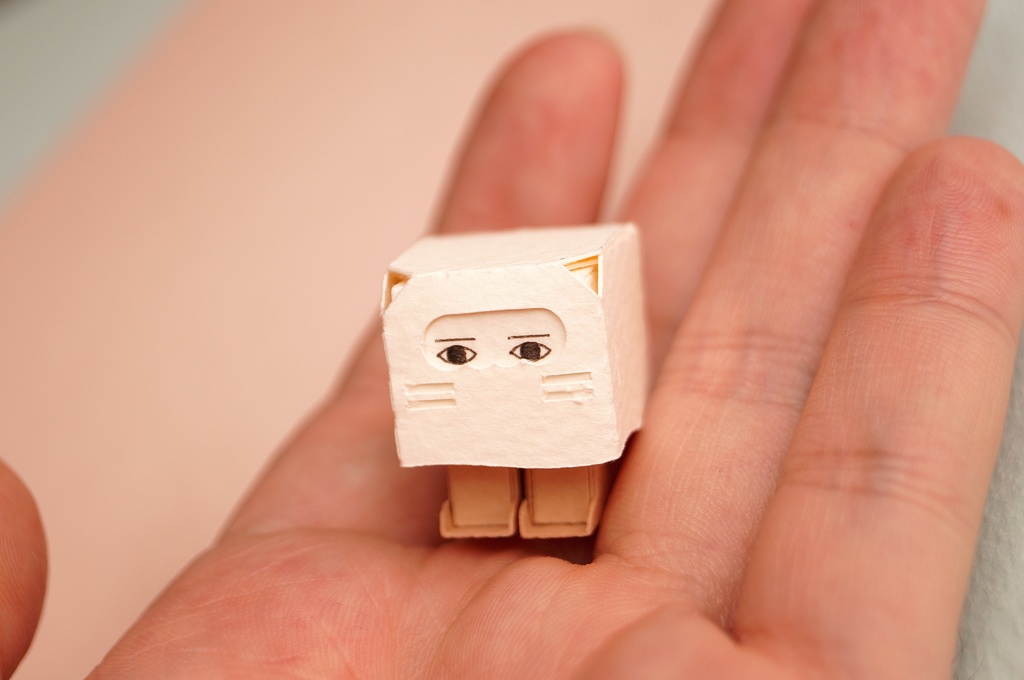 はこねこ メジェド