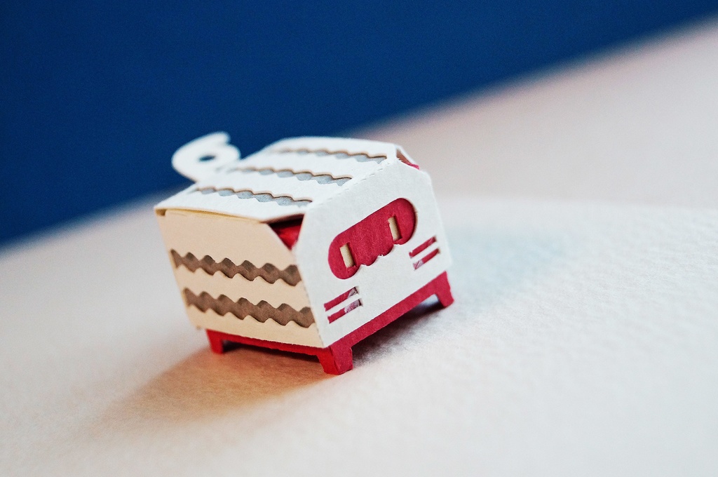 はこねこ すいか しろはいいろ