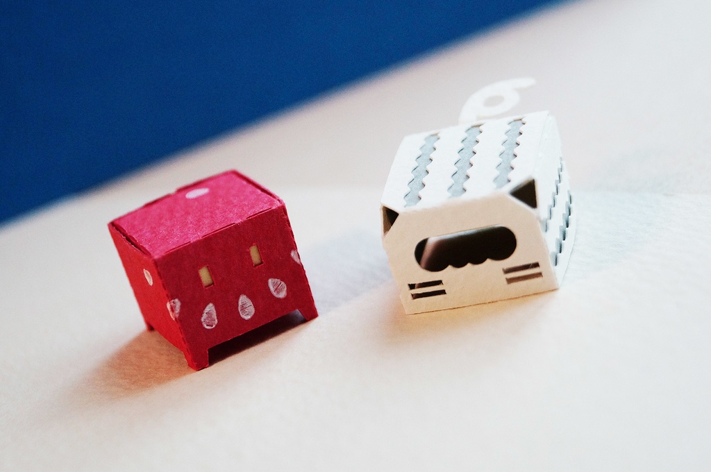 はこねこ すいか しろはいいろ