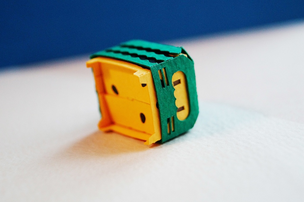 はこねこ すいか きいろ