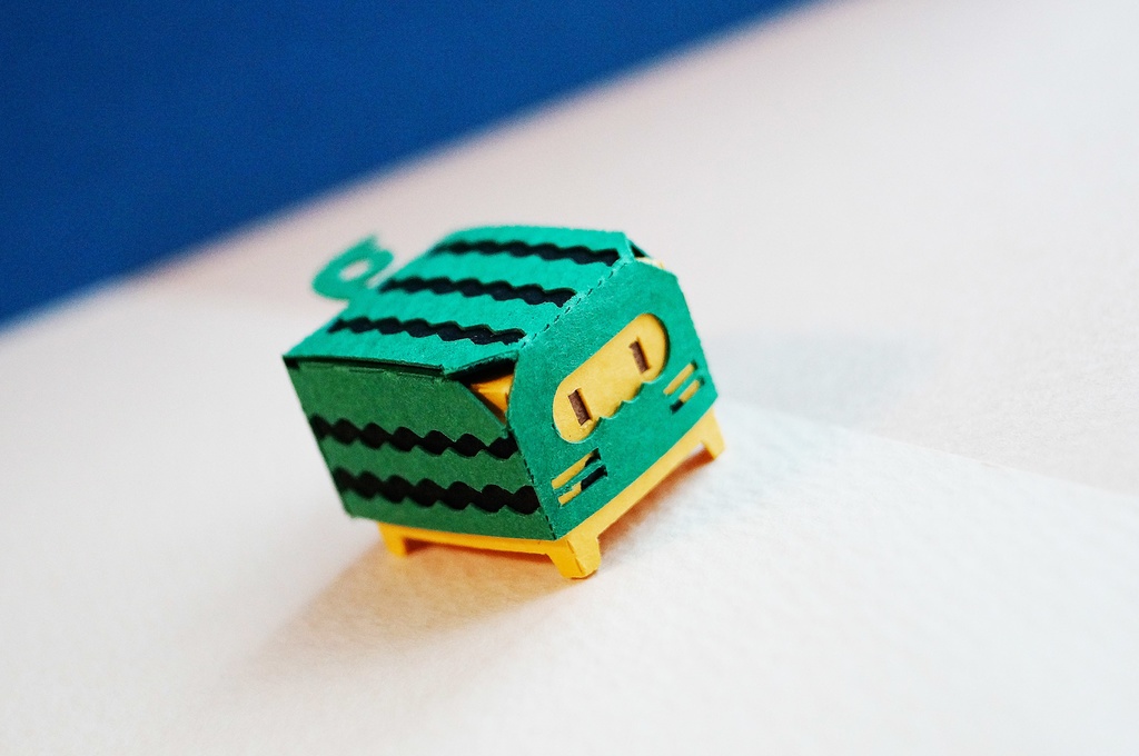 はこねこ すいか きいろ