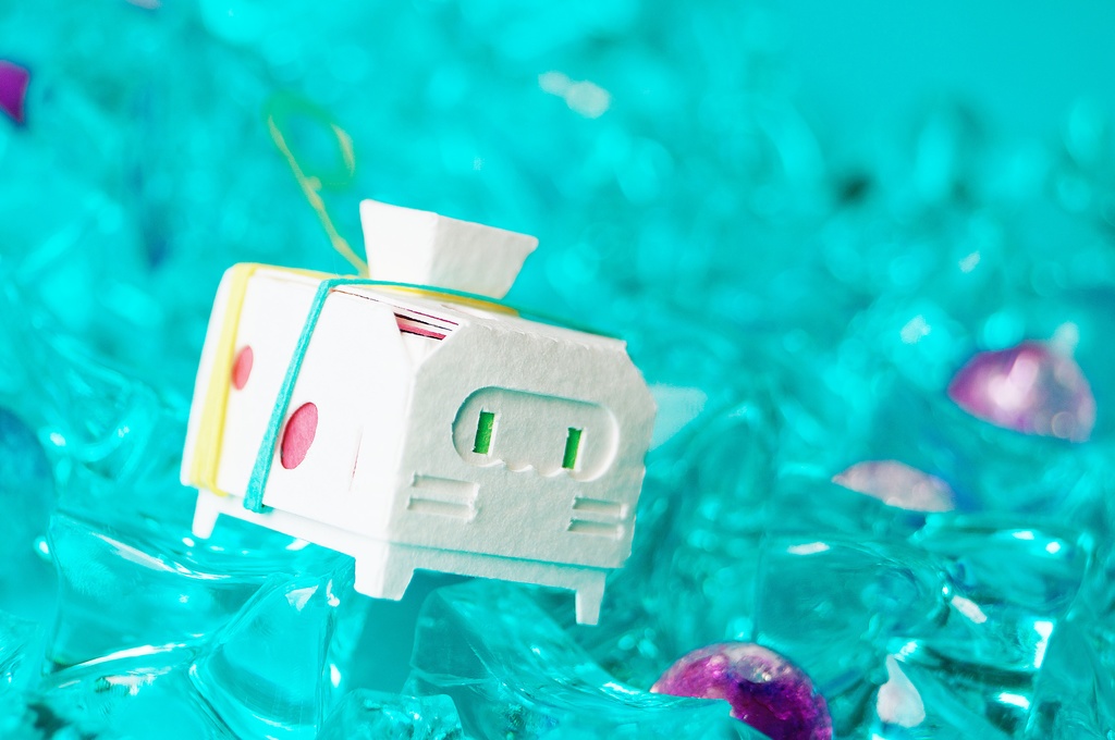 はこねこ みずふうせん しろ