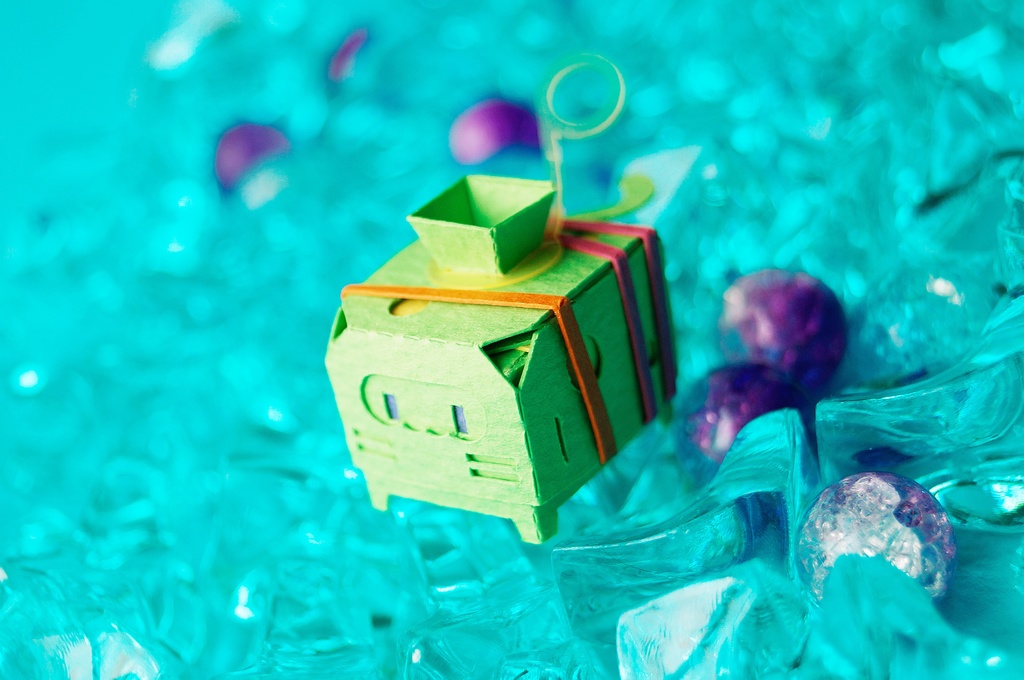 はこねこ みずふうせん きみどり