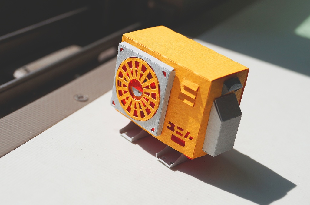 【室外機ペーパークラフト】ユニト 伊-003