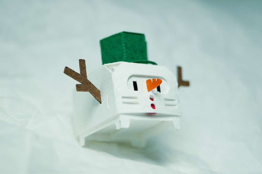 はこねこ ゆきだるま