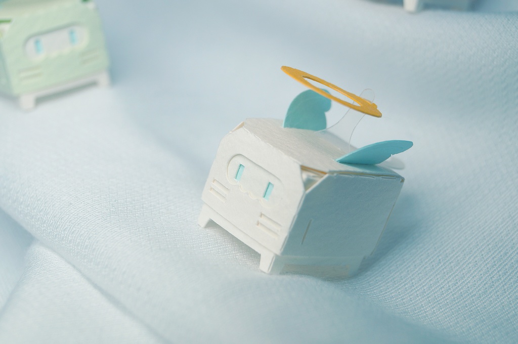 はこねこ てんし しろ