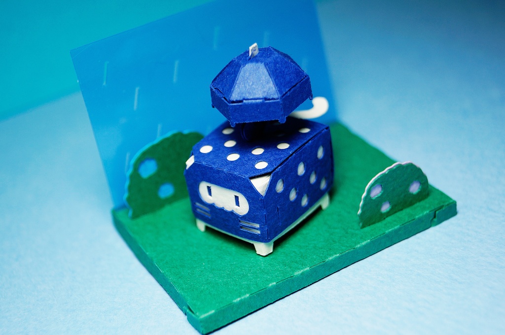 はこねこ あめのひ あお