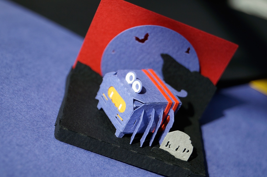 はこねこ くも むらさき