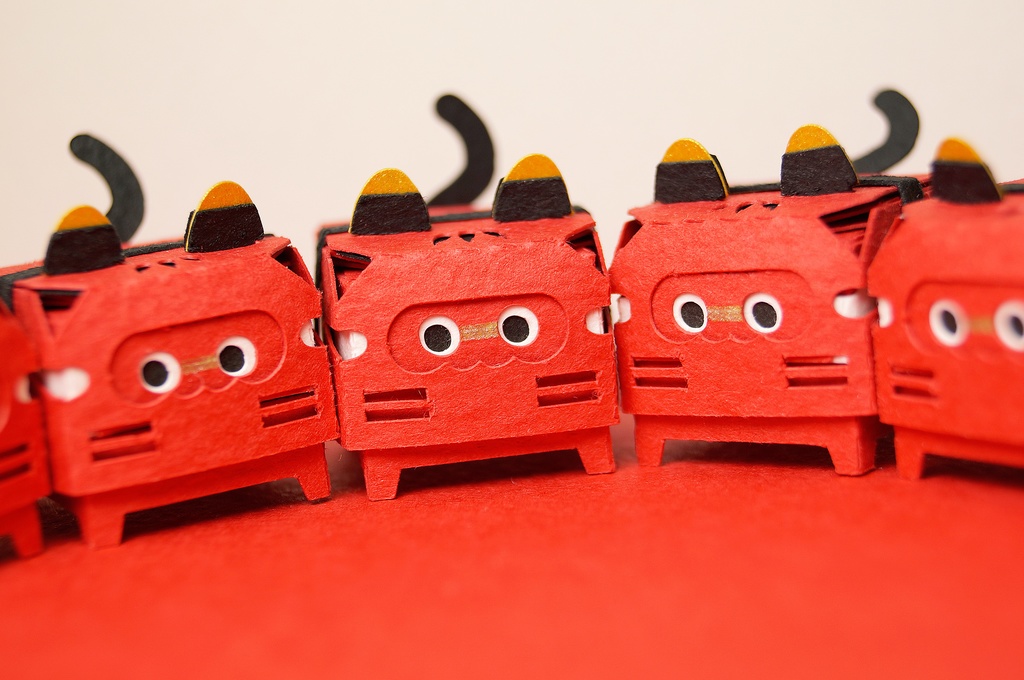 はこねこ あかべこ