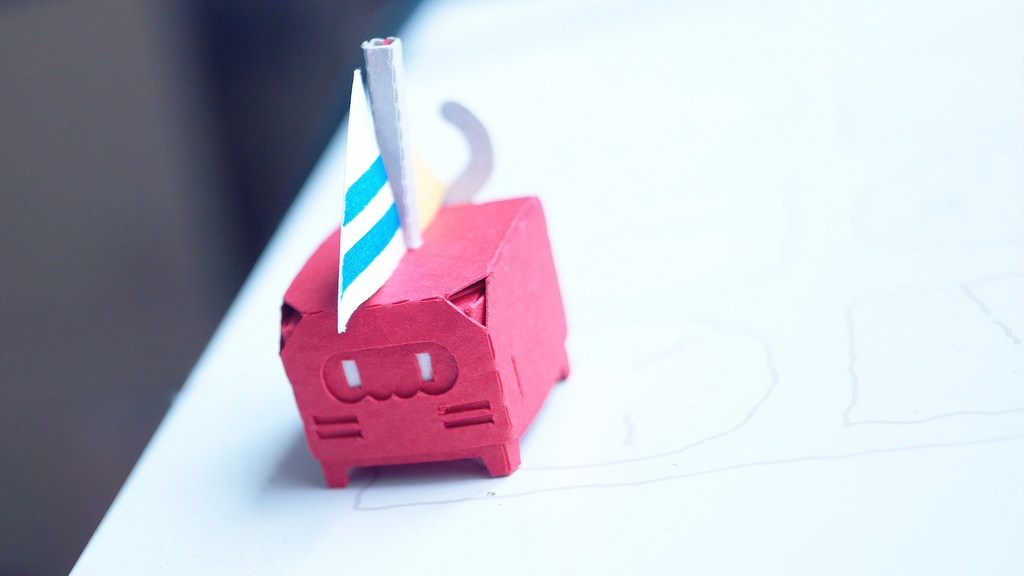 はこねこ ヨット あか