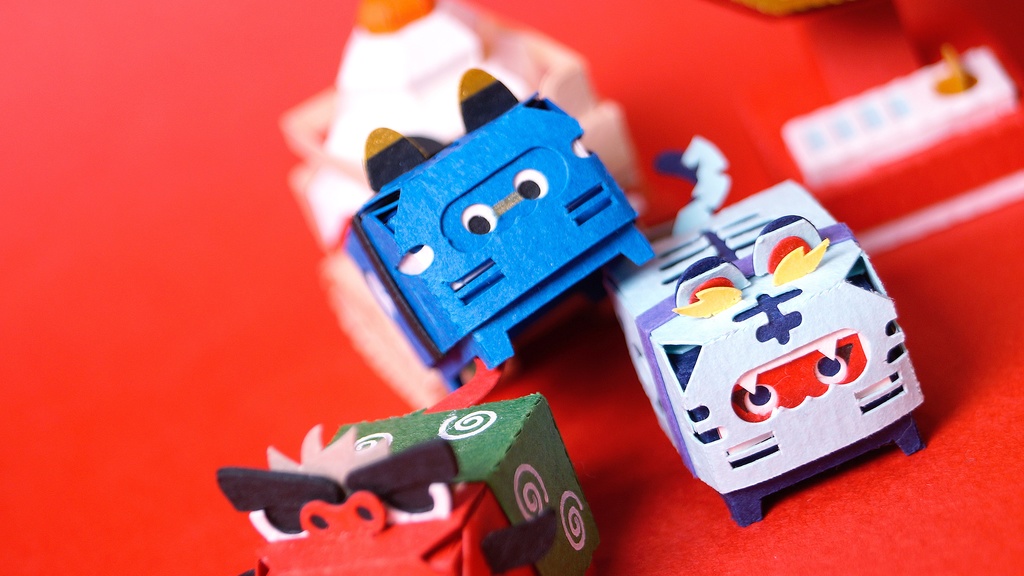 はこねこ あかべこ あお