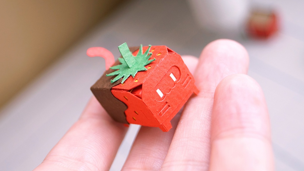 はこねこ チョコがけいちご しろ
