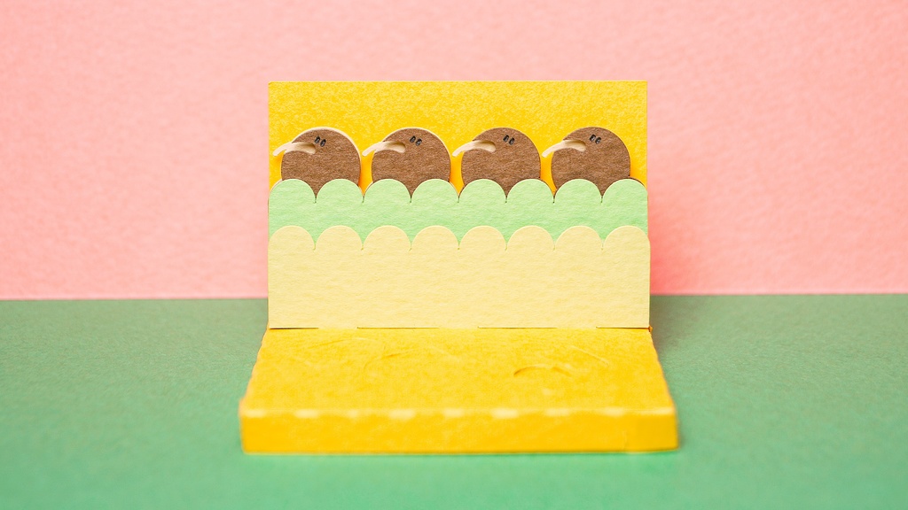 はこねこ キーウィのおやこ