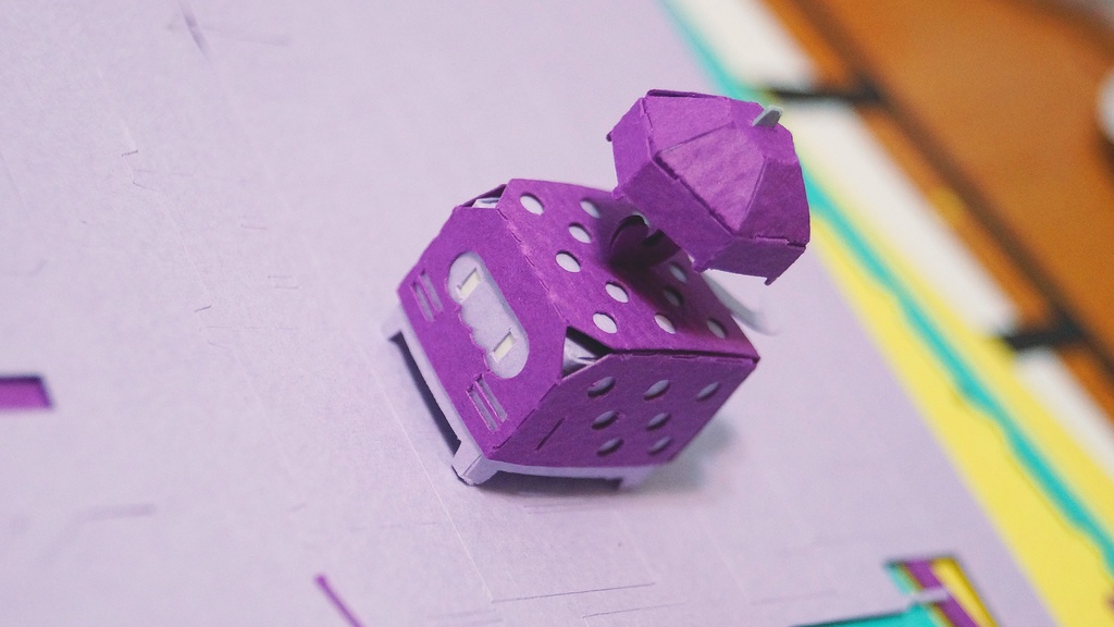 はこねこ あめのひ むらさき