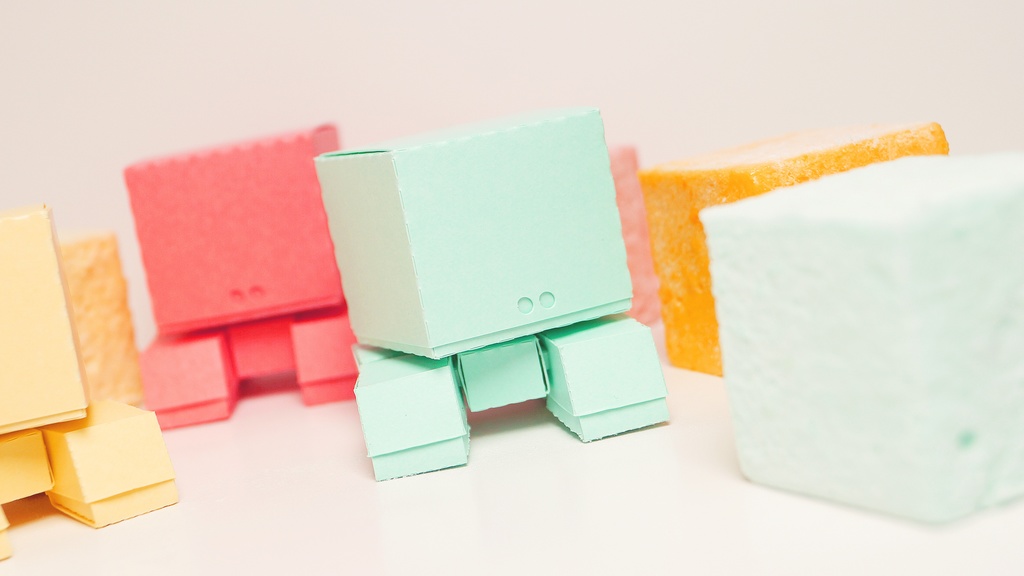 もヴゅ NO.2【ギモーヴ型ペーパークラフト】