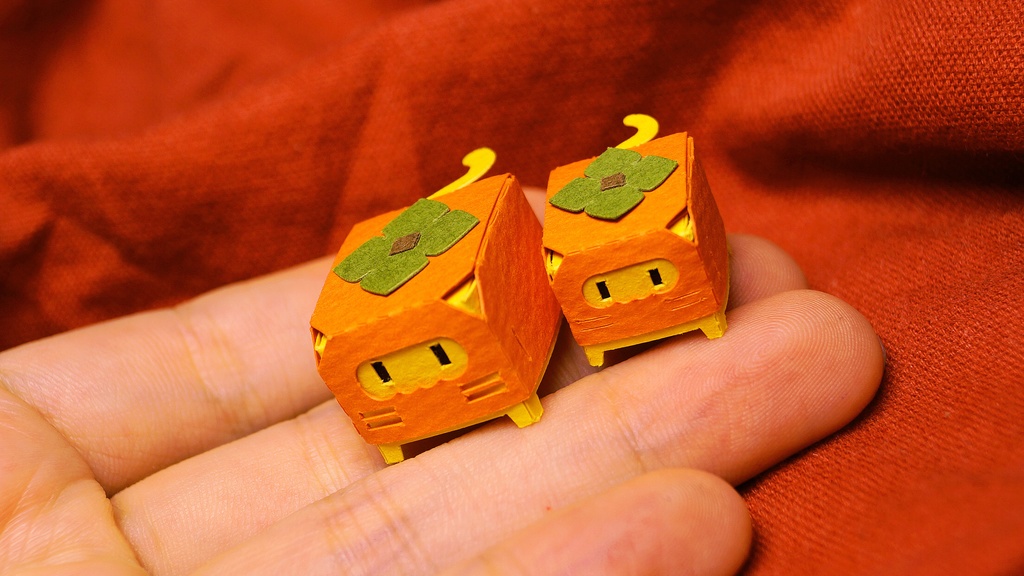 はこねこ かきのおやこ