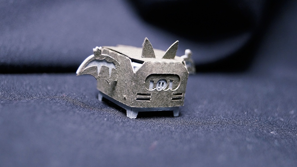 はこねこ こうもり ふかみどり